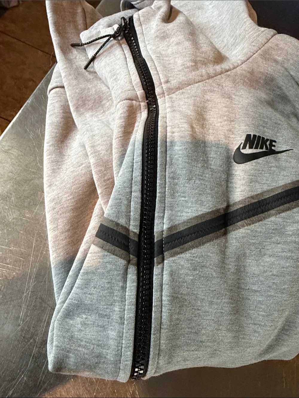Nike Light Gray Full-Zip Hooded Sweatshirt with Black Trim